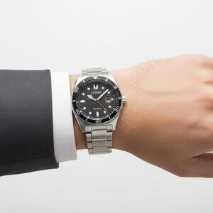 NWT Authentic Citizen Eco-Drive Black Dial Men's Watch